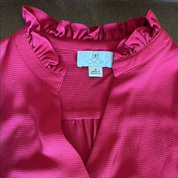 CeCe Red Sangria Burgundy Short Sleeve Button Down Shirt size Medium NWT - Picture 4 of 10